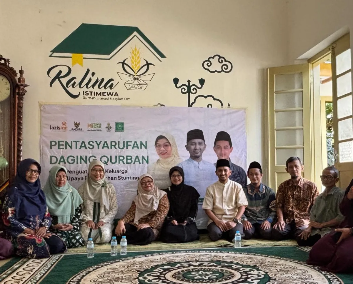 Cegah Stunting, Pemuda ICMI DIY Gandeng Nasyiatul ‘Aisyiyah dan Fatayat NU Salurkan Daging Kurban*