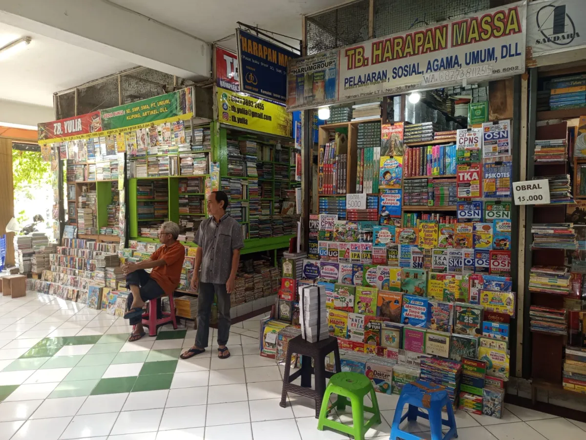 Shopping Center Yogyakarta, Menjaga Nyala Literasi di Tengah Arus Digital