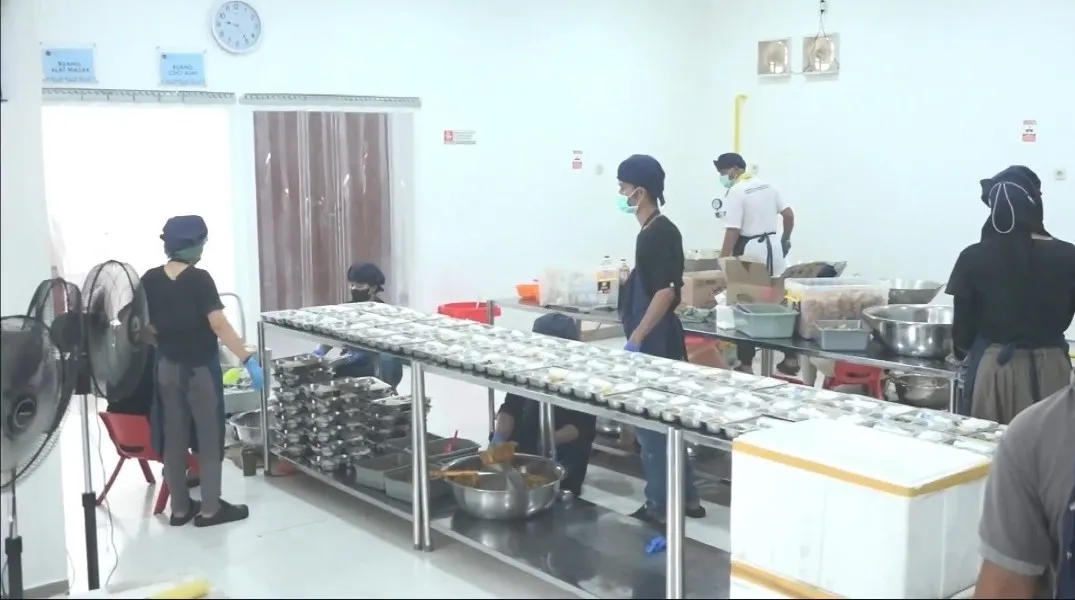 Lonjakan Harga Pangan Bikin Warga Tertekan, Ekonom UGM Minta Anggaran MBG Dievaluasi