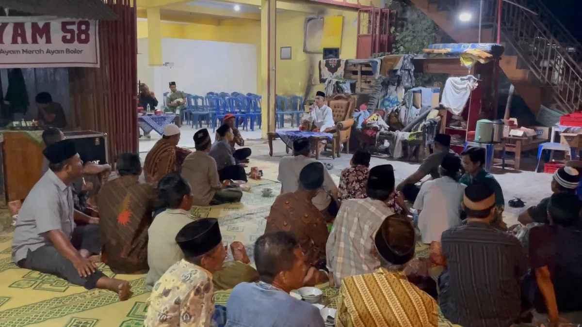 Doa Bersama di Tengah Teror Api Misterius, Warga Kasuran Berharap Segera Ada Kepastian
