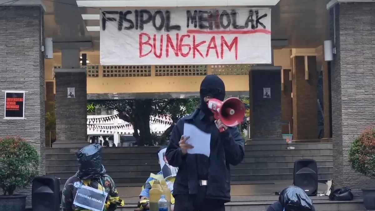 Fisipol Menolak Bungkam, Mahasiswa UGM Suarakan Kritik dan Tuntutan untuk Pemerintah